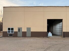 7 Union Hill Rd, Manalapan Township NJ - Warehouse