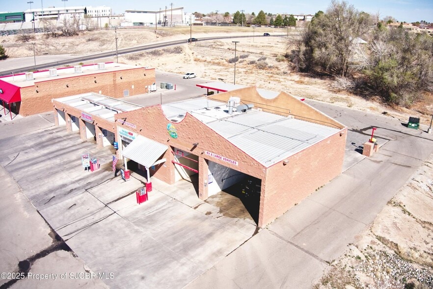 330A E 20th St, Farmington, NM for sale - Building Photo - Image 3 of 9