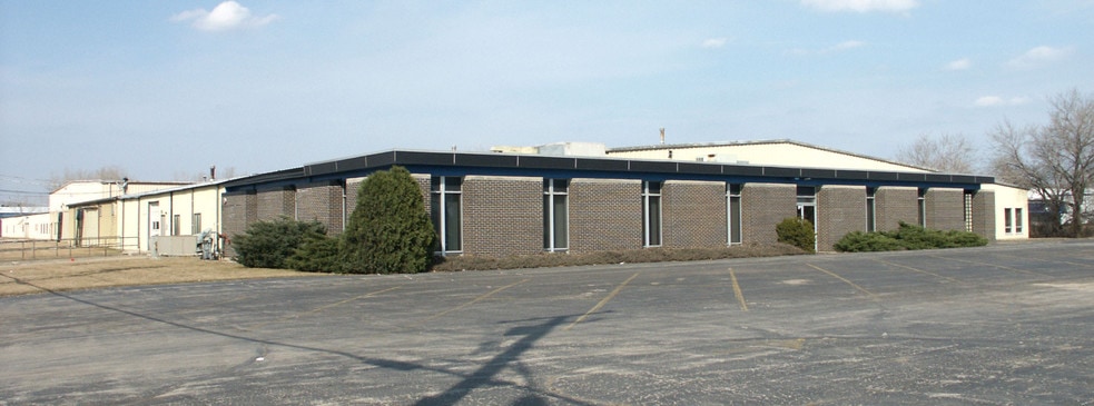 3300 Washington St, Waukegan, IL for sale - Building Photo - Image 3 of 3