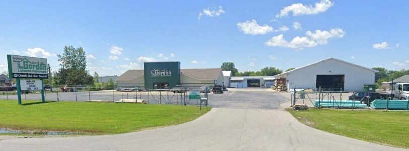 152 SE Catawba Rd, Port Clinton, OH for sale - Building Photo - Image 1 of 1