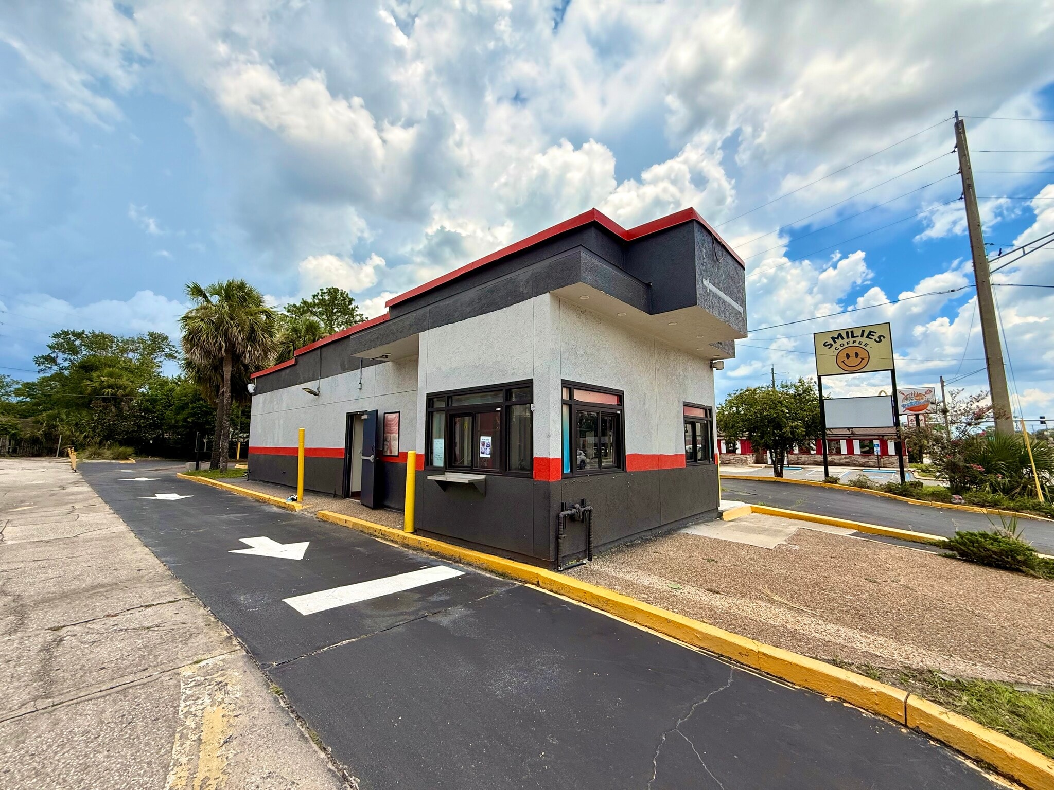 7411 103rd St, Jacksonville, FL for lease Interior Photo- Image 1 of 8