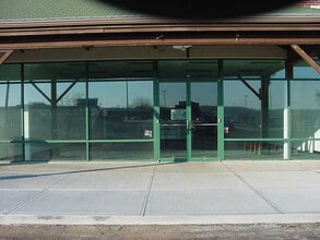 1402-1498 W Old Highway 40, Odessa, MO for lease Interior Photo- Image 1 of 3