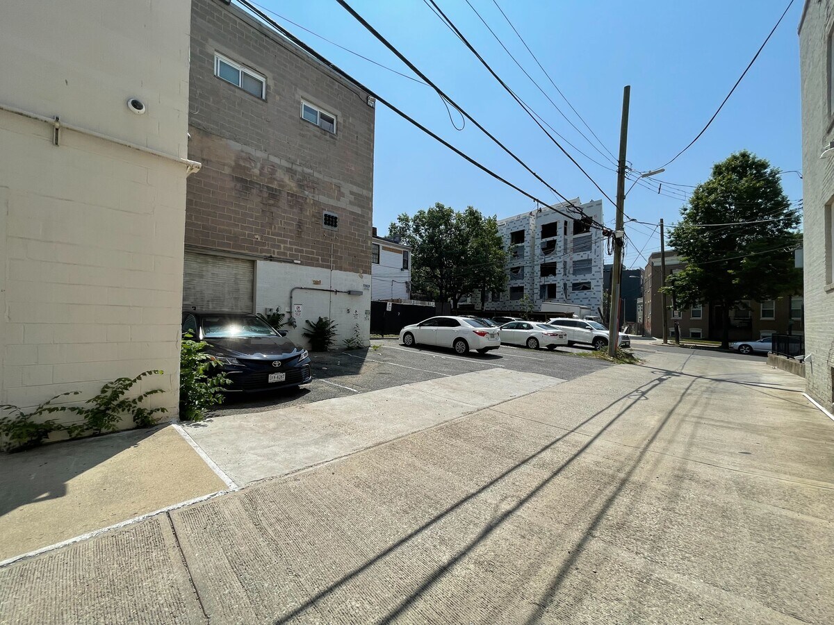 4406 Ave NW, Washington, DC 20011 OfficeRetail for Lease