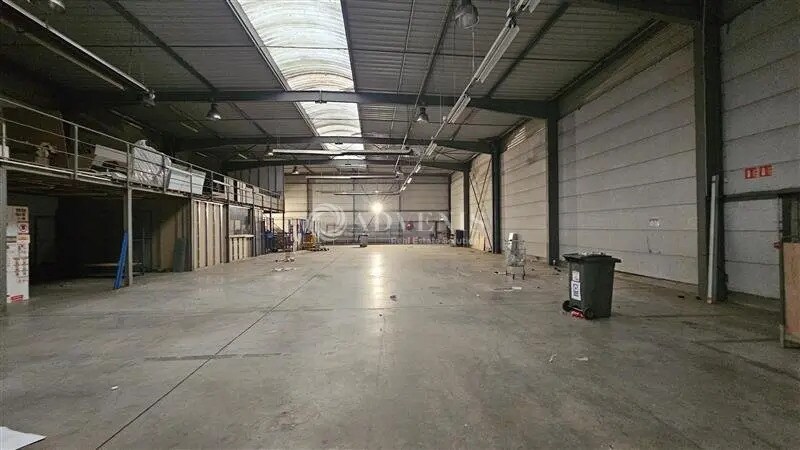 Industrial in Lesquin for lease - Interior Photo - Image 3 of 3