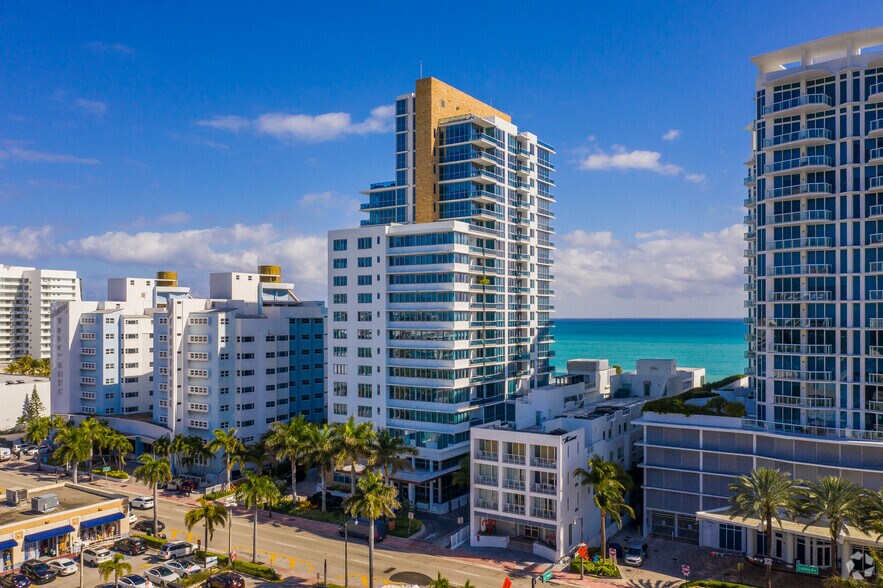 6551 Collins Ave, Miami Beach, FL for sale - Primary Photo - Image 1 of 1