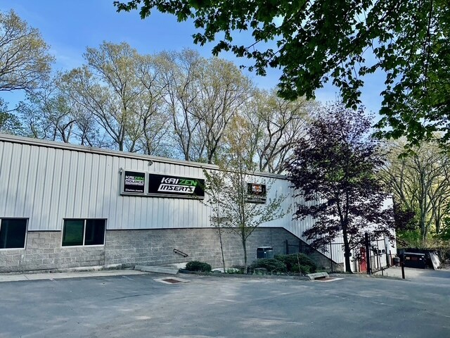 160 S Turnpike Rd, Wallingford, CT for lease - Primary Photo - Image 1 of 65