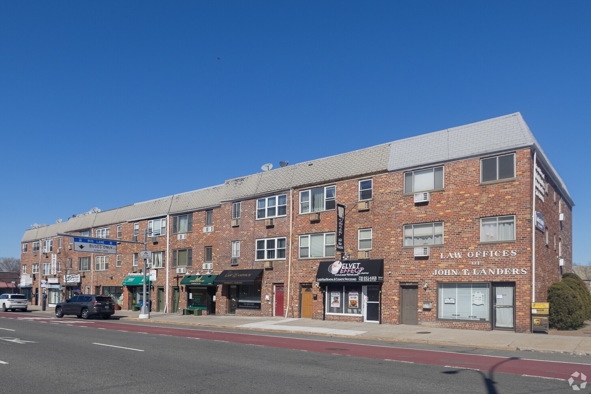 6281 Woodhaven Blvd, Rego Park, NY for lease Primary Photo- Image 1 of 2