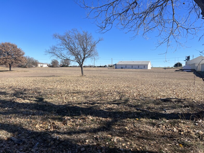 4925 North Hwy 81, Duncan, OK for lease - Building Photo - Image 3 of 13