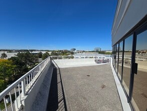 2233 Argentia Rd, Mississauga, ON for lease Interior Photo- Image 2 of 8