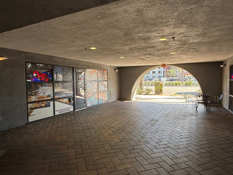 1801 E Katella Ave, Anaheim, CA for lease - Building Photo - Image 3 of 3
