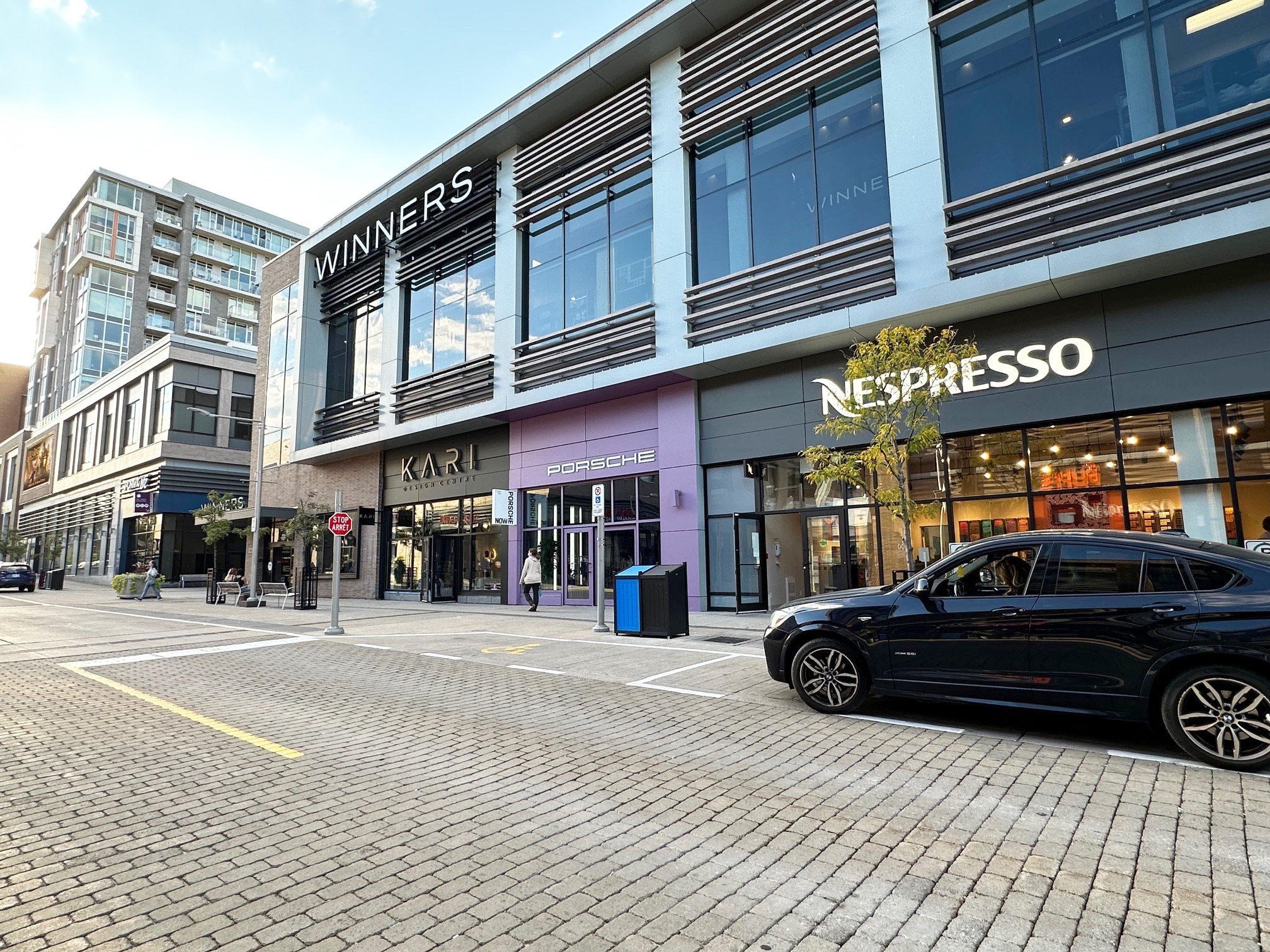 1015 Bank St, Ottawa, ON for lease Building Photo- Image 1 of 5