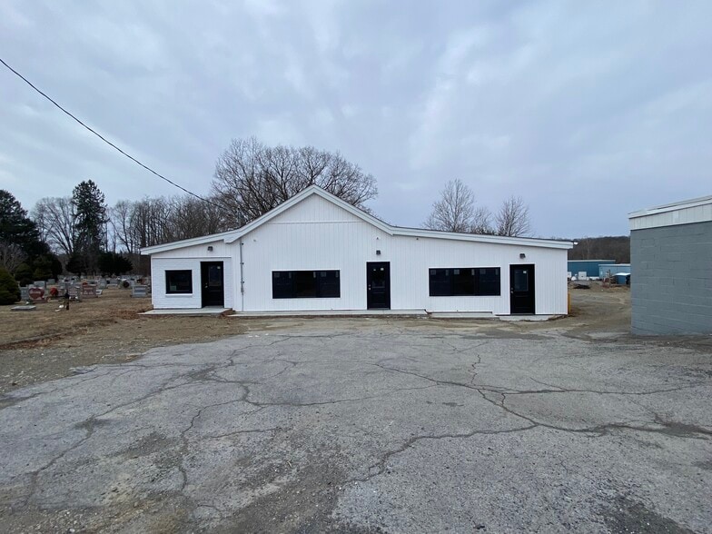 137 Overlook Rd, Poughkeepsie, NY for lease - Building Photo - Image 3 of 29