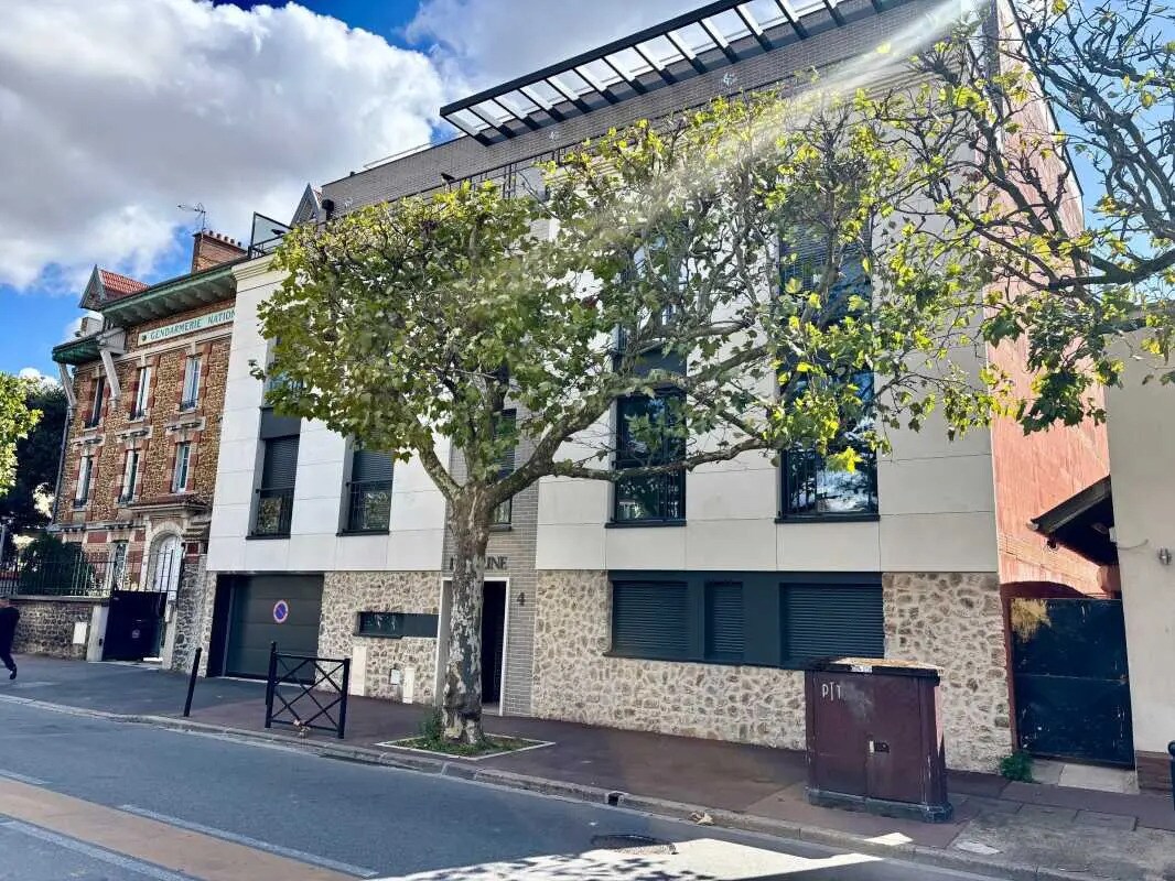 Office in Saint-Maur-des-Fossés for sale Building Photo- Image 1 of 7