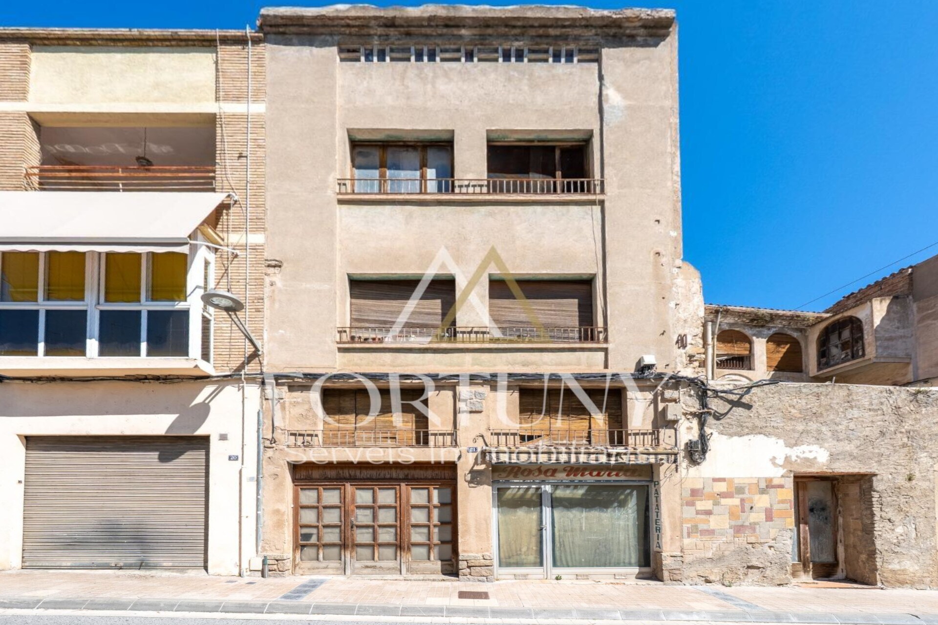 Multifamily in L'Espluga de Francolí, Tarragona for sale Building Photo- Image 1 of 28
