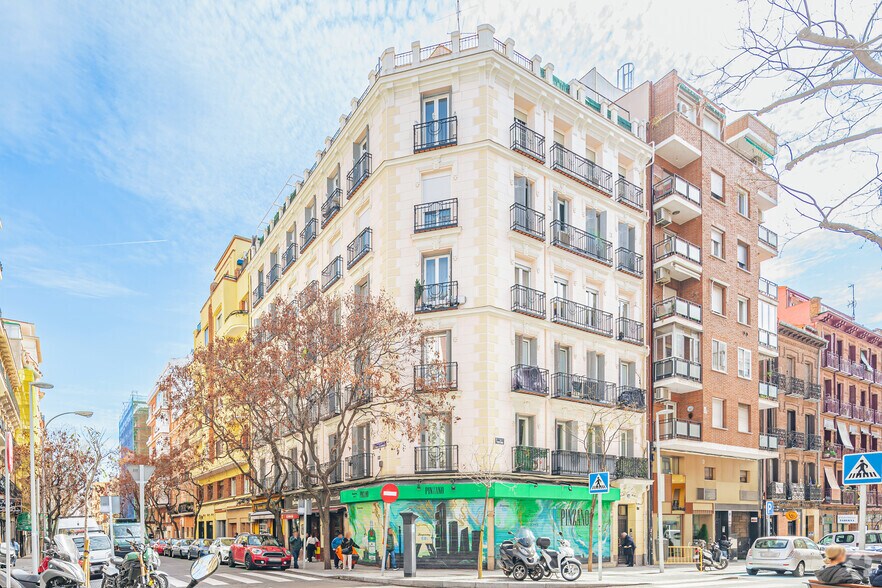 Calle Ponzano, 36, Madrid, Madrid for sale - Building Photo - Image 1 of 1