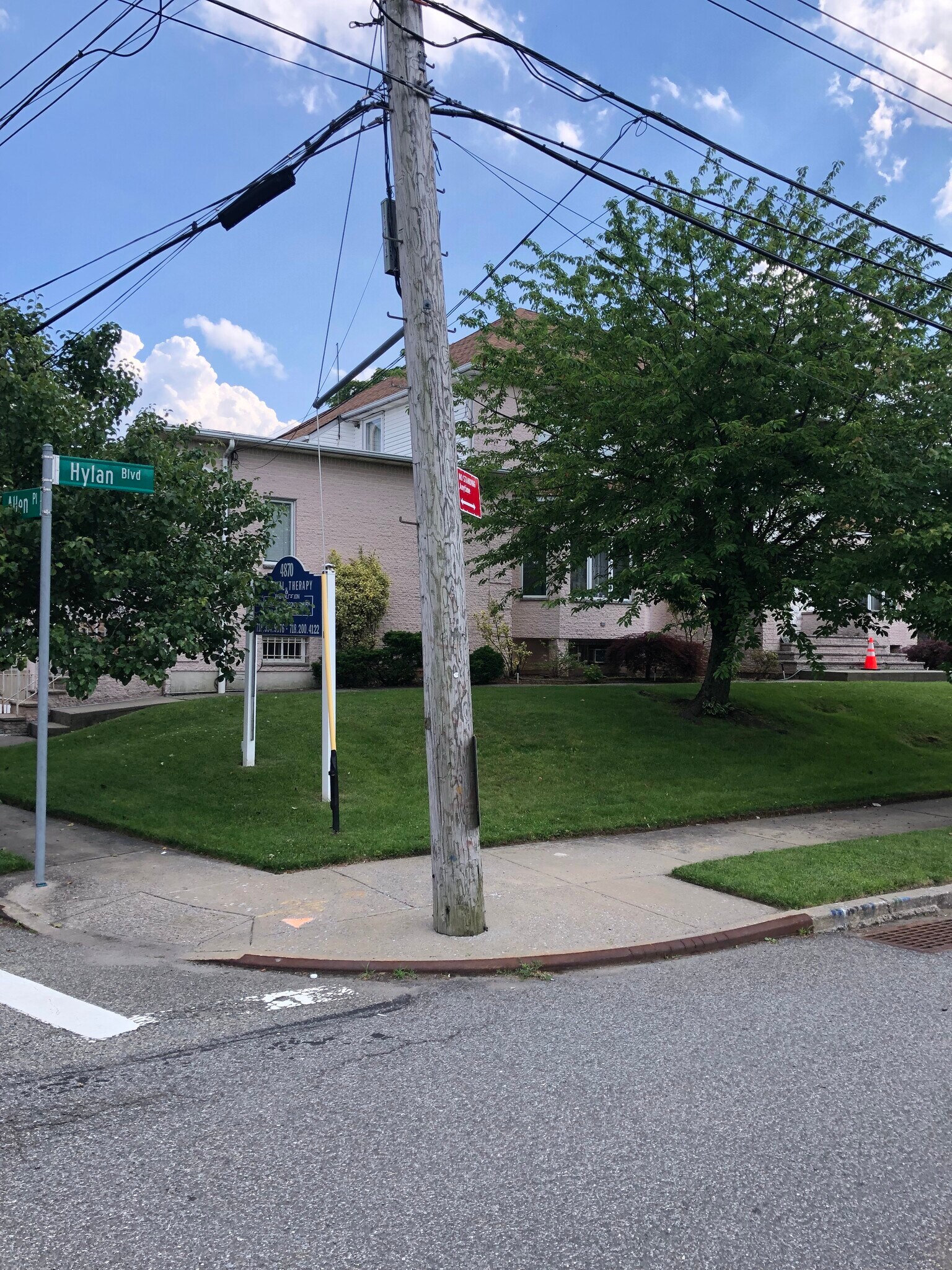4870 Hylan Blvd, Staten Island, NY for sale Primary Photo- Image 1 of 1