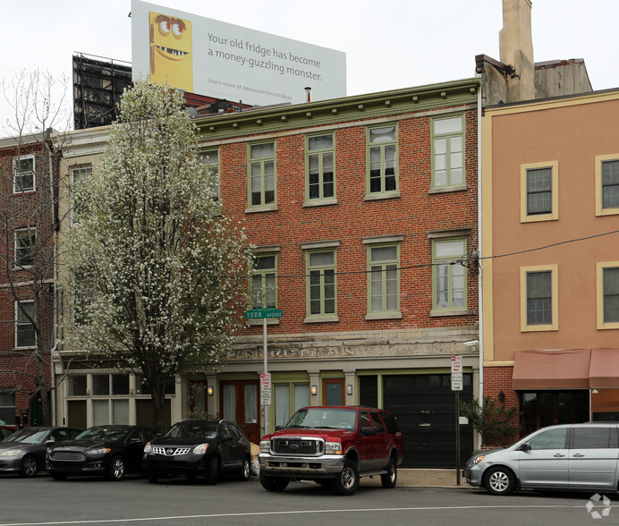 310-312 York Ave, Philadelphia, PA for sale - Primary Photo - Image 1 of 19