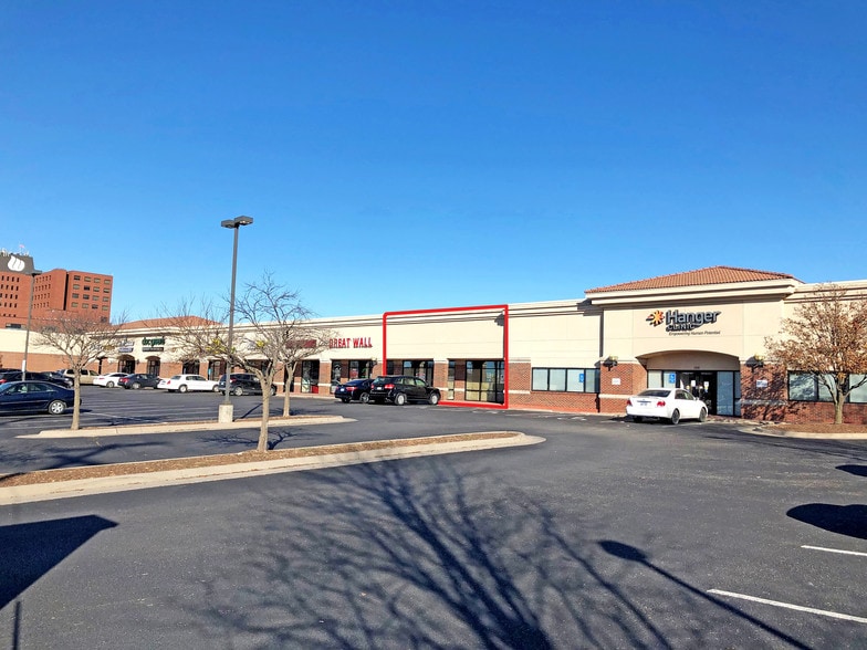 410 N Hillside St Wichita Ks 67214 Loopnet Com