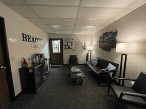 4023 State St, Bismarck, ND for lease Interior Photo- Image 2 of 10