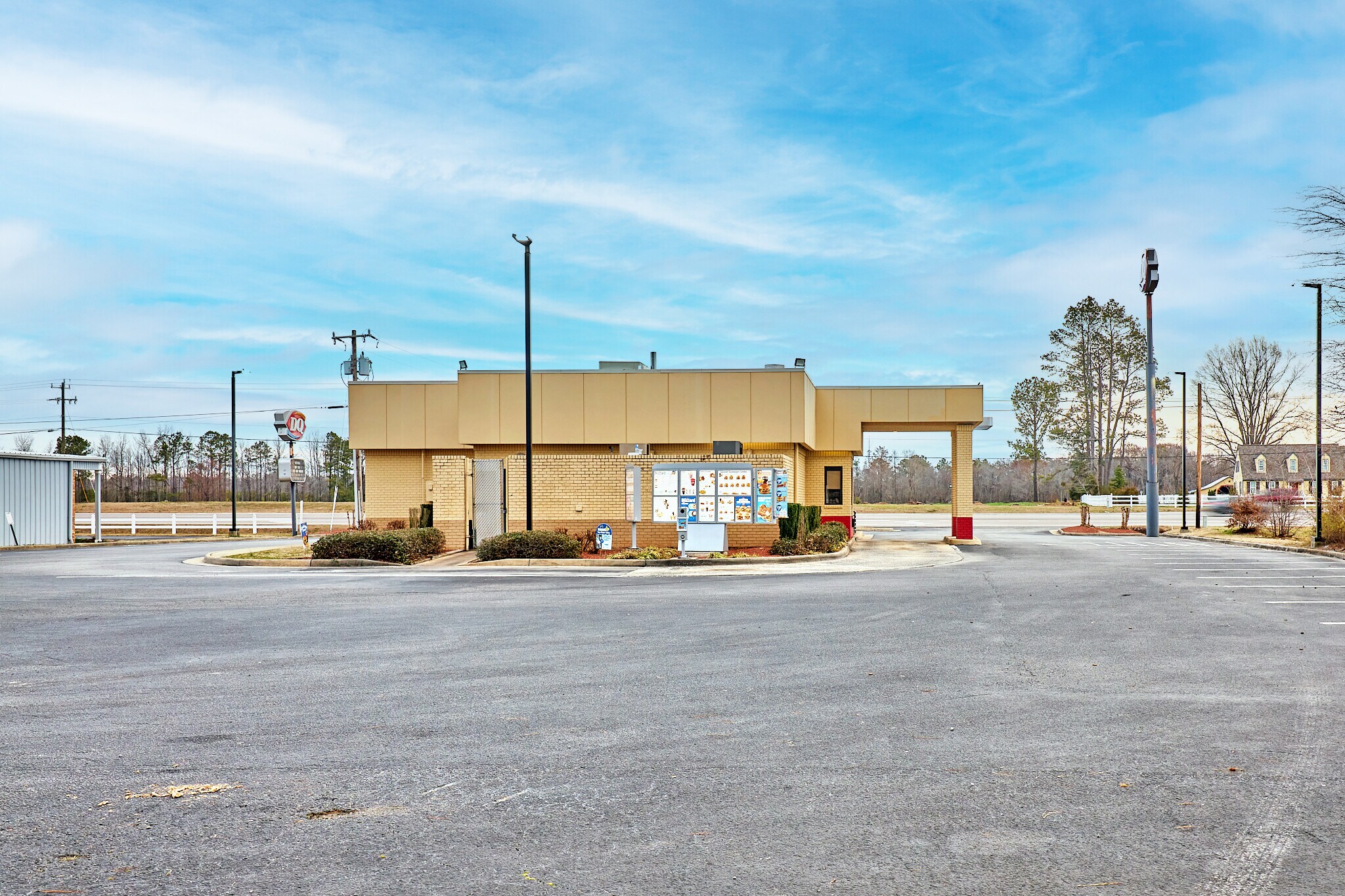 27490 Southampton Pkwy, Courtland, VA 23837 Dairy Queen