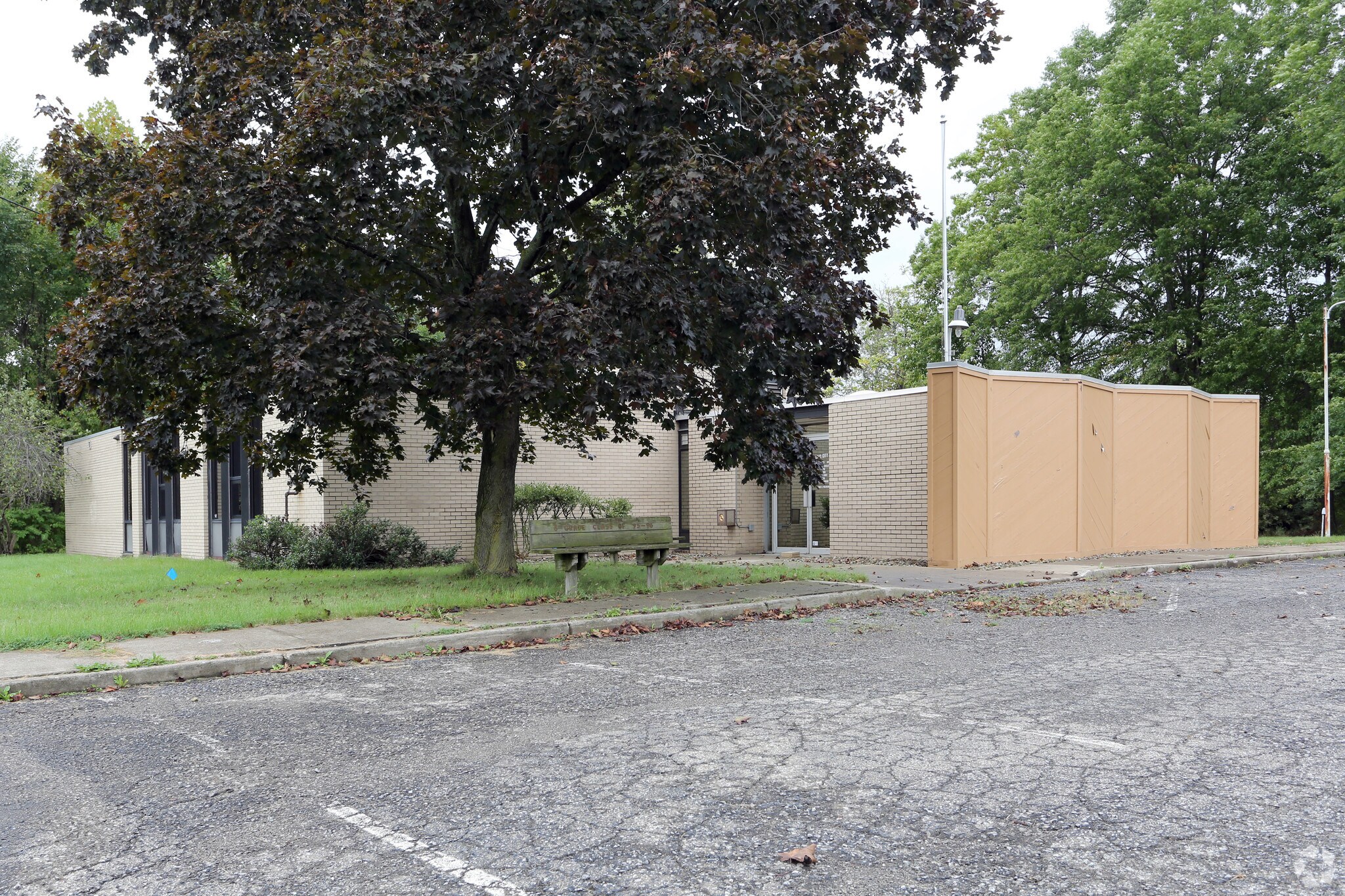 100 West St, Niles, OH for sale Primary Photo- Image 1 of 1