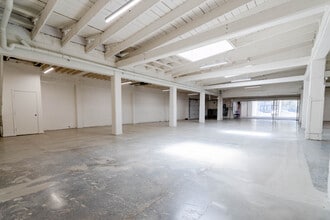 1330 Howard St, San Francisco, CA for lease Interior Photo- Image 2 of 2