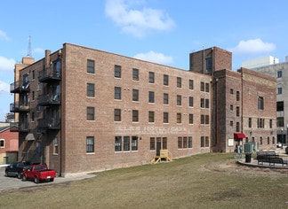 More details for 77 S Stolp Ave, Aurora, IL - Retail for Lease