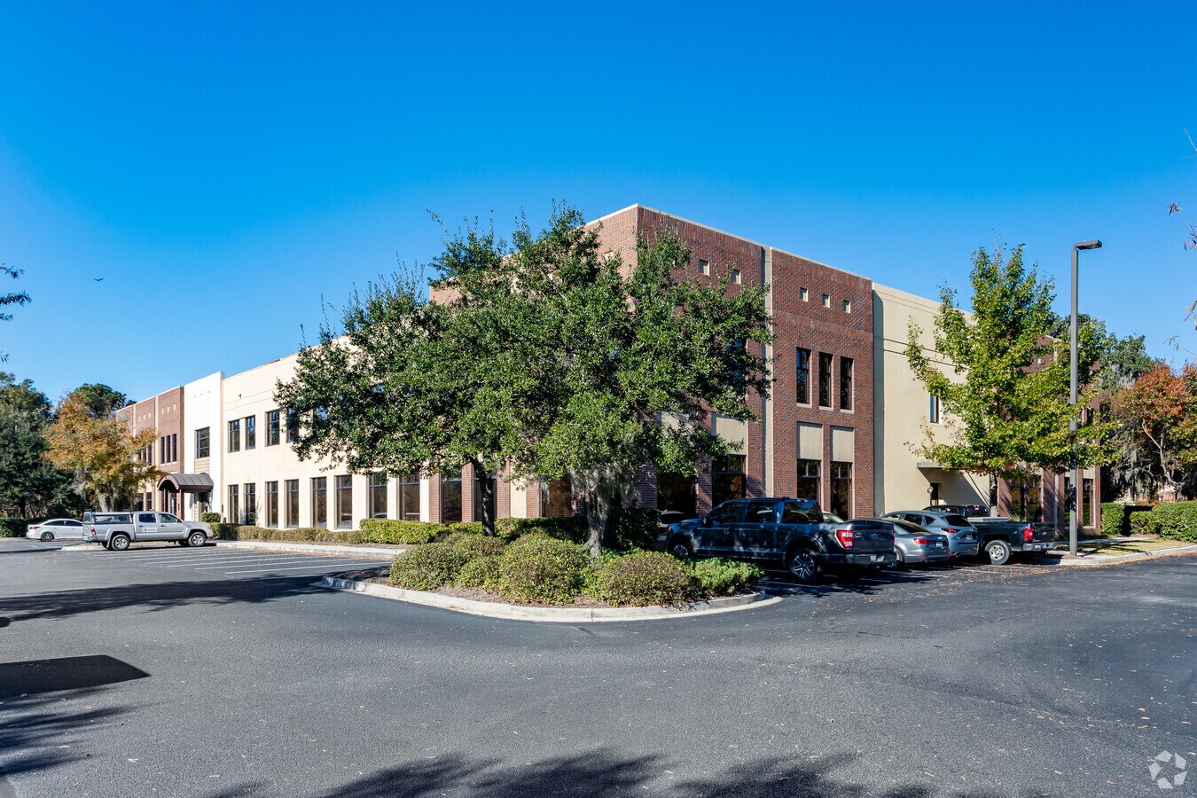 4969 Centre Pointe Dr, North Charleston, SC 29418