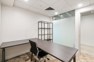 820 W 41st St, Miami Beach, FL for lease Interior Photo- Image 2 of 3