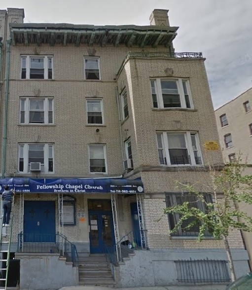 240 E Tremont Ave, Bronx, NY for lease - Building Photo - Image 1 of 4