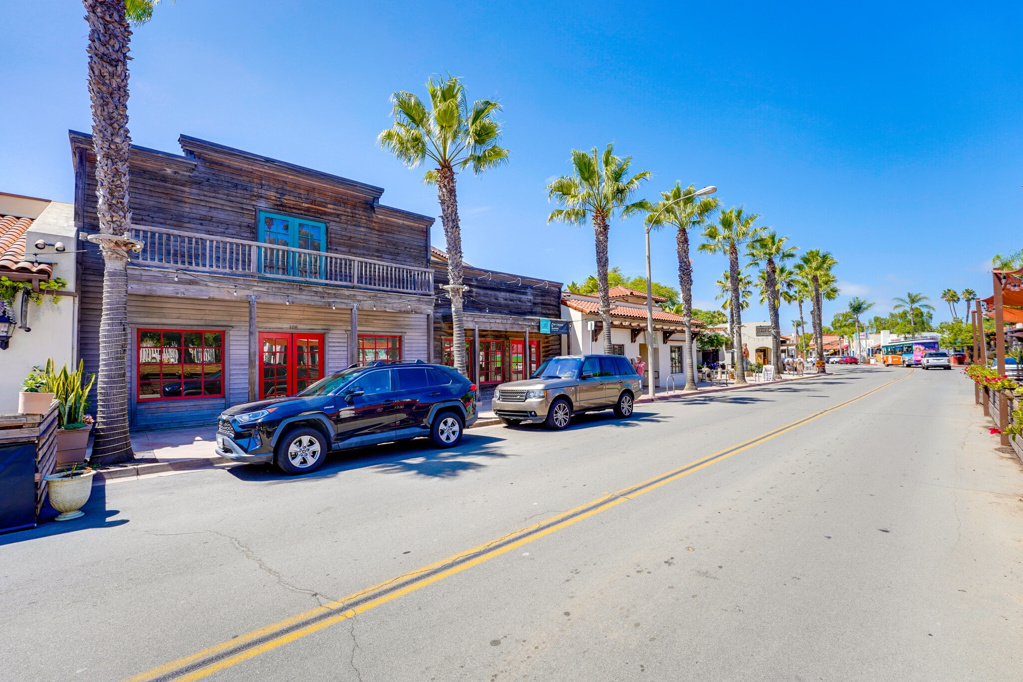 2415 San Diego Ave, San Diego, CA for lease Building Photo- Image 1 of 10