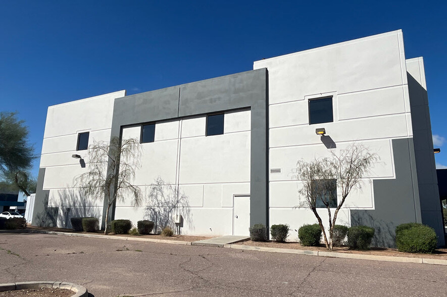 8101 E McDowell Rd, Scottsdale, AZ for lease - Building Photo - Image 2 of 20