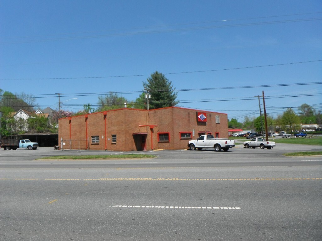 500 W Fleming Dr, NC 28655 Industrial for Lease