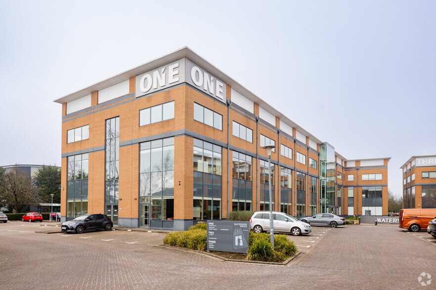 1 Waterside Dr, Reading for lease - Building Photo - Image 3 of 3