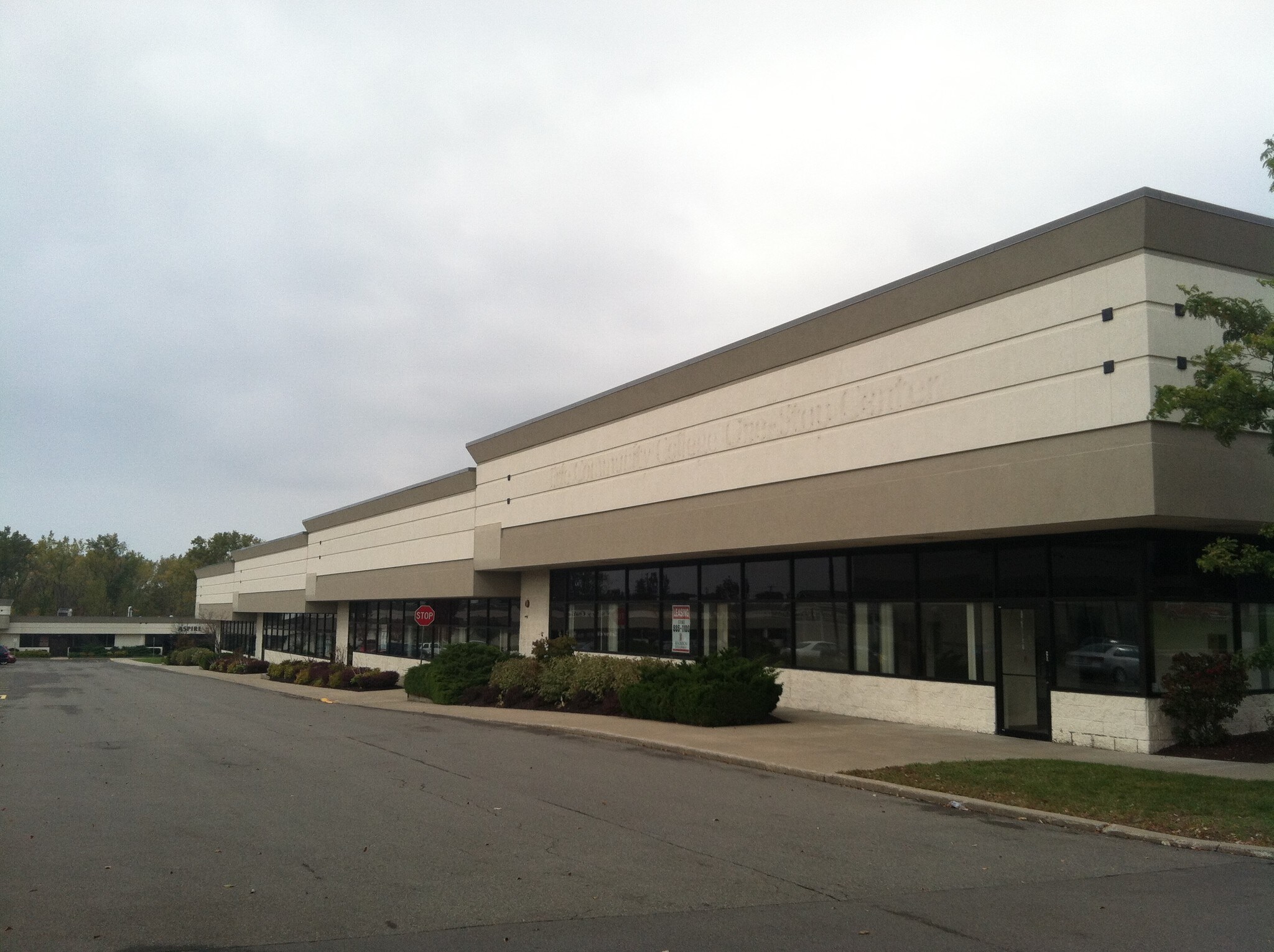 3176 Abbott Rd, Orchard Park, NY 14127 Abbott Commerce Center
