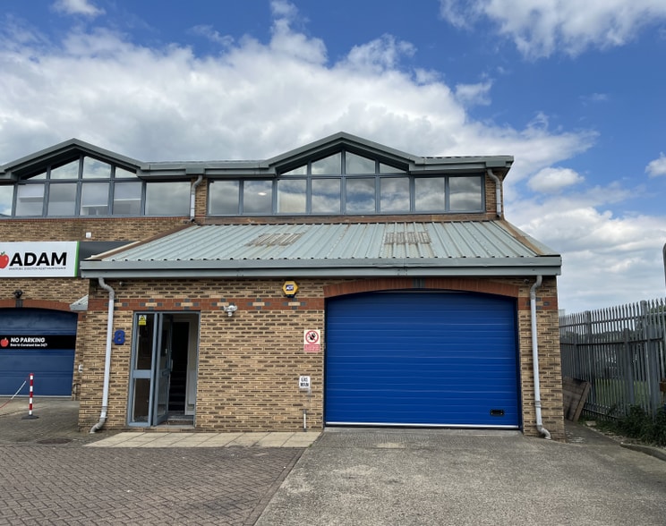 Newark Clos, Royston for sale - Building Photo - Image 1 of 1