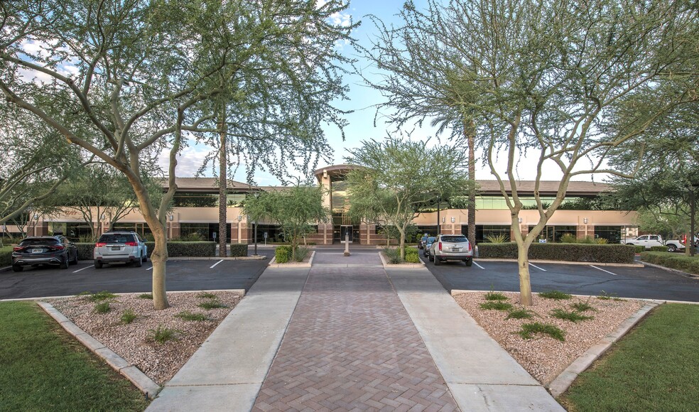 6909 E Greenway Pky, Scottsdale, AZ for lease - Building Photo - Image 2 of 7