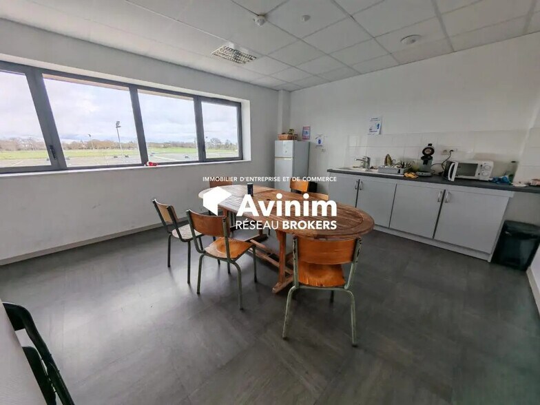 Retail in Segré-en-Anjou Bleu for lease - Interior Photo - Image 3 of 12