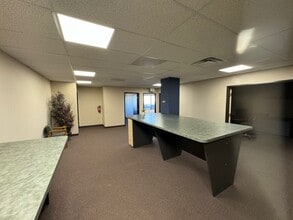 13275 E Fremont Pl, Englewood, CO for lease Interior Photo- Image 1 of 2