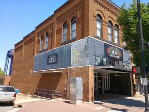 100 N Main Ave, Newton, NC for lease Building Photo- Image 2 of 44