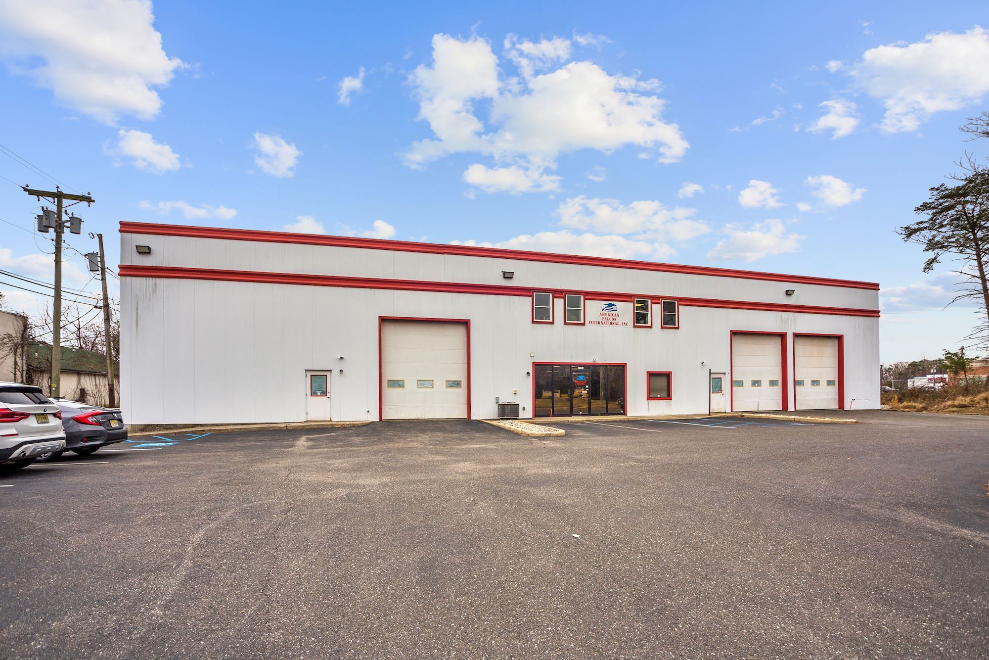 408 Commerce Ln, West Berlin, NJ for sale Building Photo- Image 1 of 1