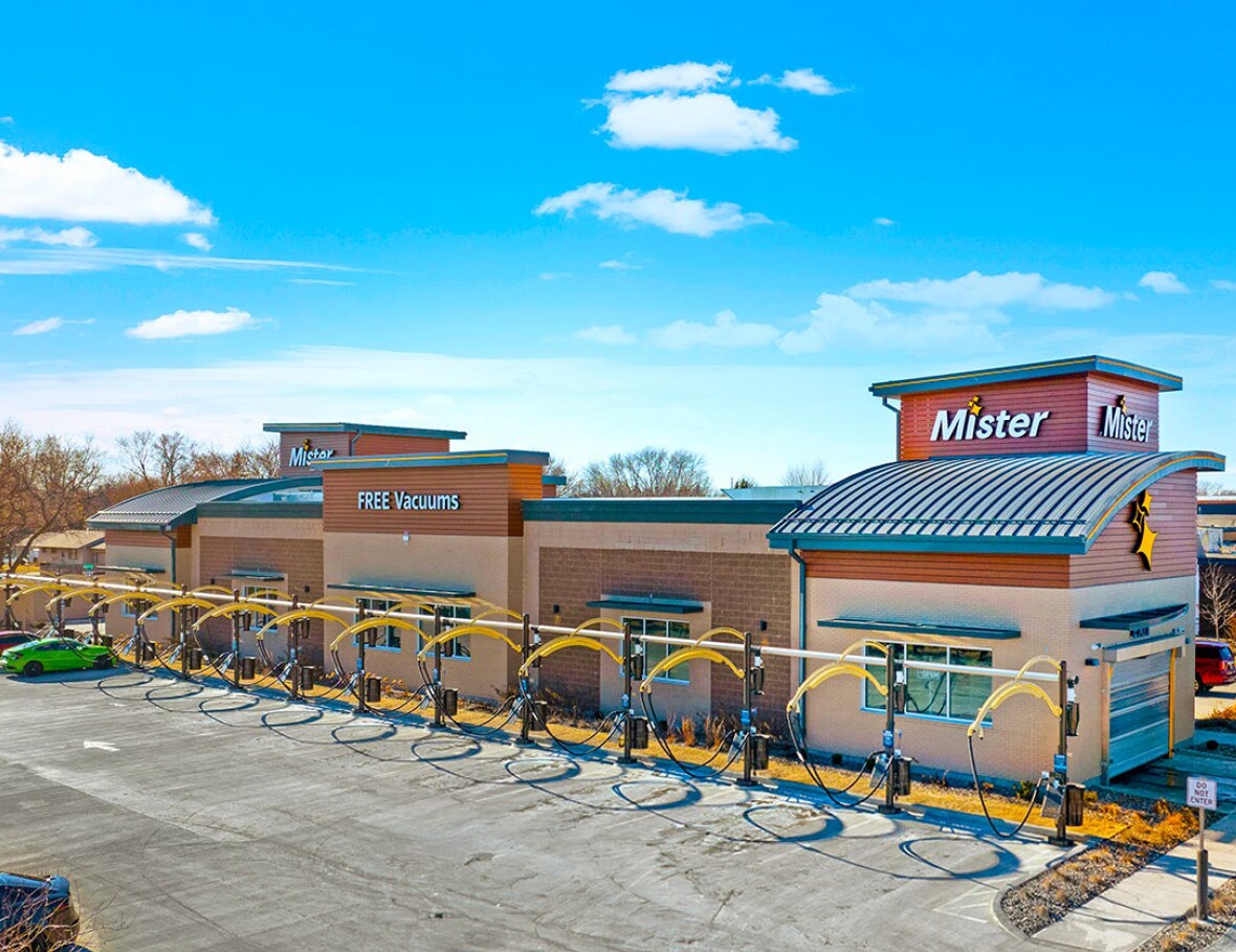 1541 Madison Ave, Mankato, MN for sale Primary Photo- Image 1 of 1