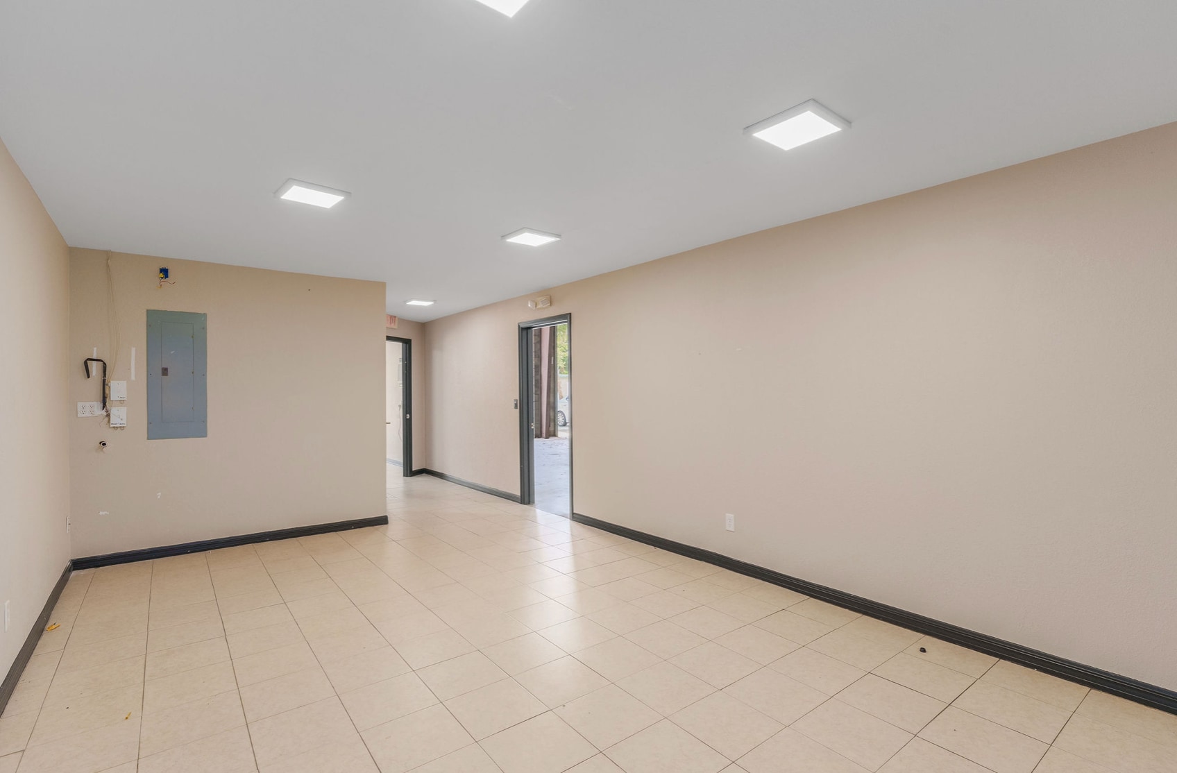 3480 Bobbi Ln, Titusville, FL for lease Building Photo- Image 1 of 4