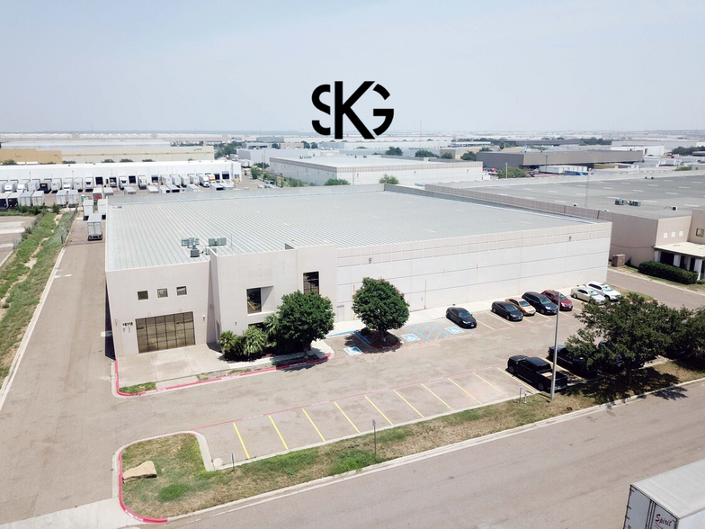 13113 Spivey Dr, Laredo, TX for sale - Building Photo - Image 2 of 4