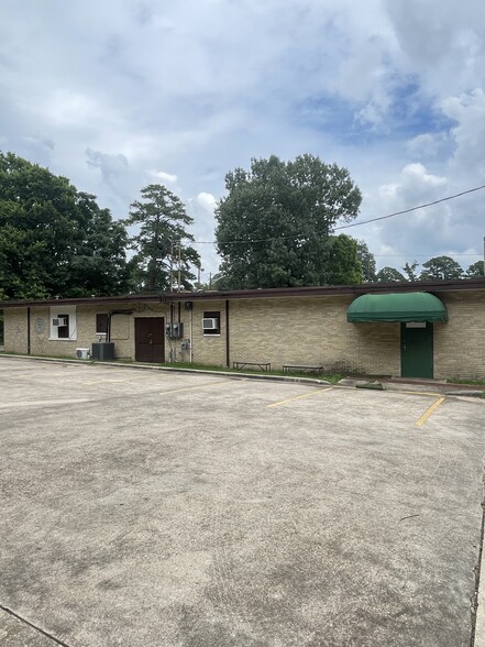 210 Kings Hwy, Shreveport, LA for sale - Building Photo - Image 1 of 9