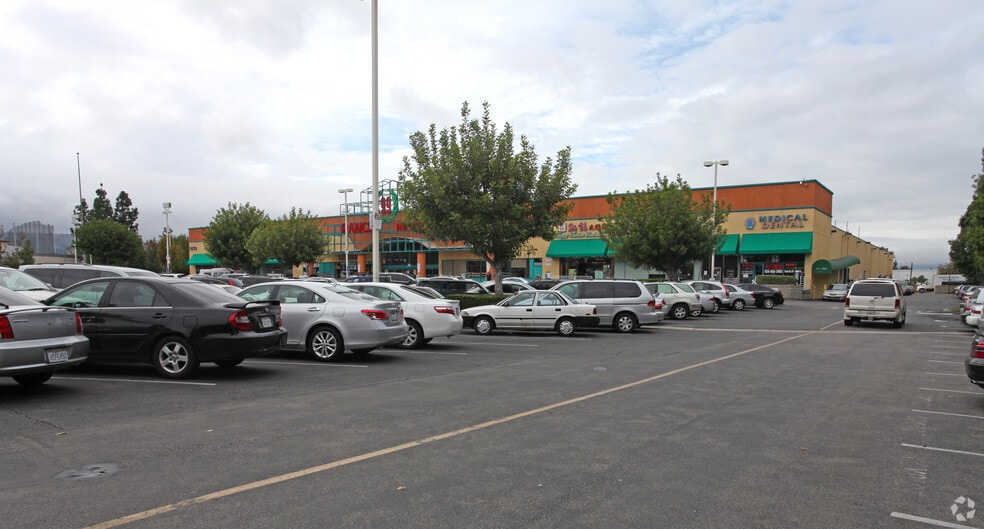1015 Nogales St, Rowland Heights, CA for lease - Building Photo - Image 3 of 5