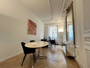 6 Rue De Téhéran, Paris for lease Interior Photo- Image 2 of 9