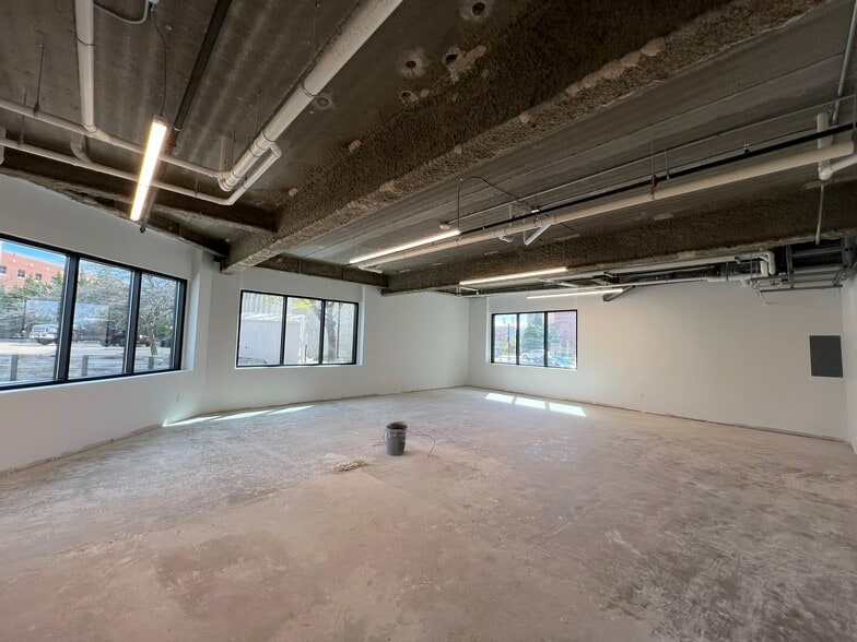 130 Main St, Menasha, WI for lease - Interior Photo - Image 3 of 6