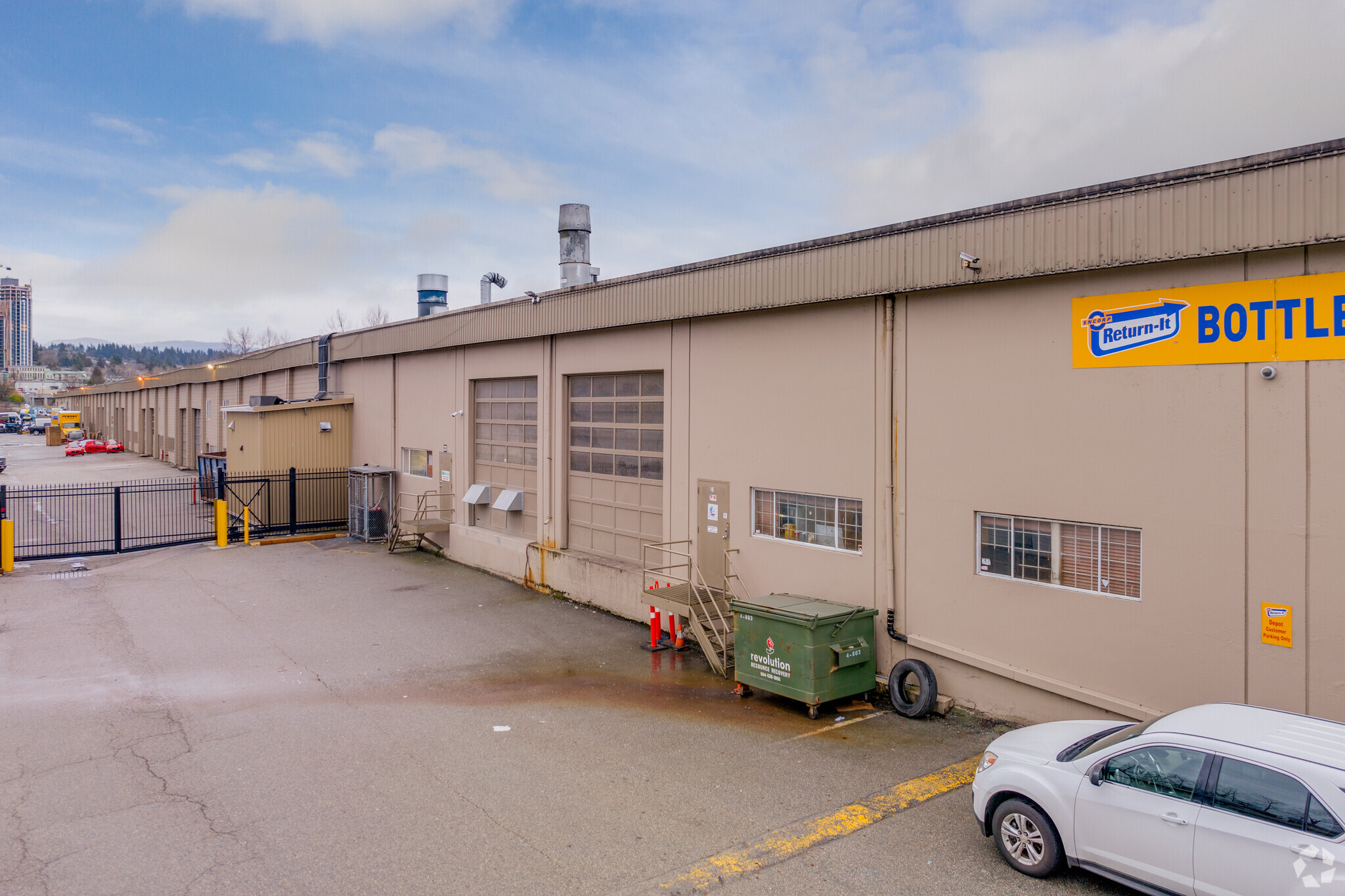 21-63 Braid St, New Westminster, BC for lease Primary Photo- Image 1 of 12