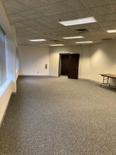 258 Corporate Dr, Madison, WI for lease Interior Photo- Image 2 of 4